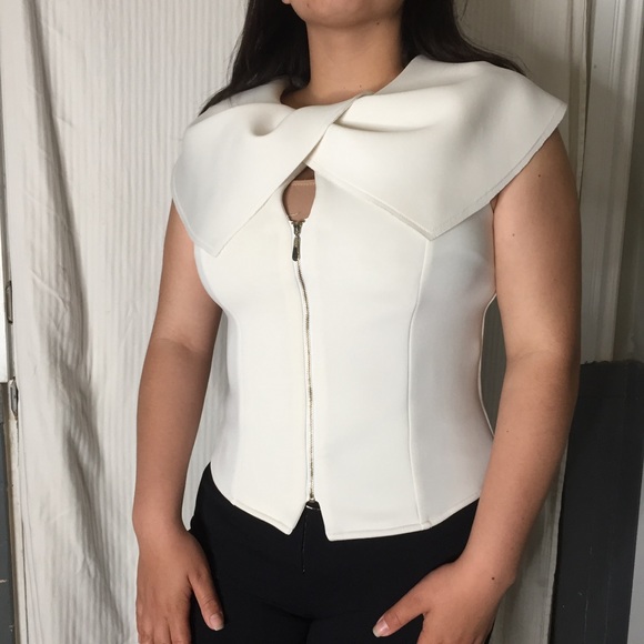 Hommage whit fancy shirt - Picture 2 of 3